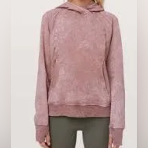lululemon athletica Tops - Lululemon Scuba Pullover *Wash quicksand size 10